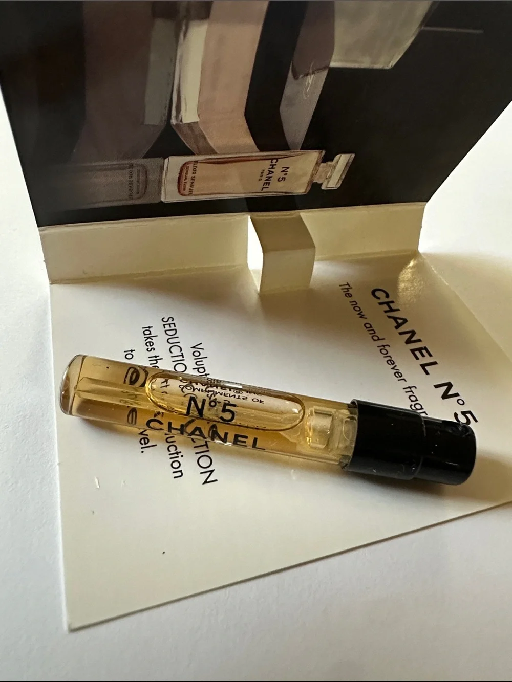 CHANEL N°5 Sample Card and Vial